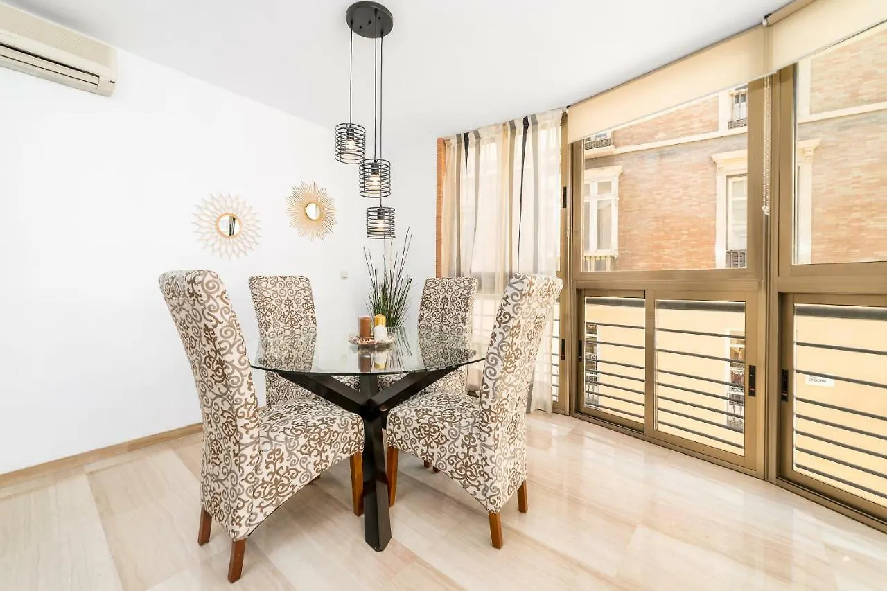 Iloftmalaga Larios-Strachan Apartment
